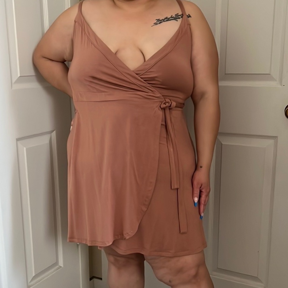 Forever 21 plus strappy, wrap dress